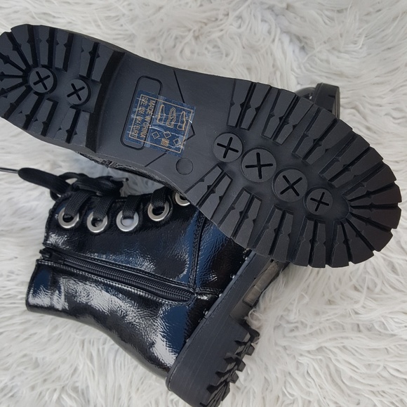 combat boots - Picture 2 of 4